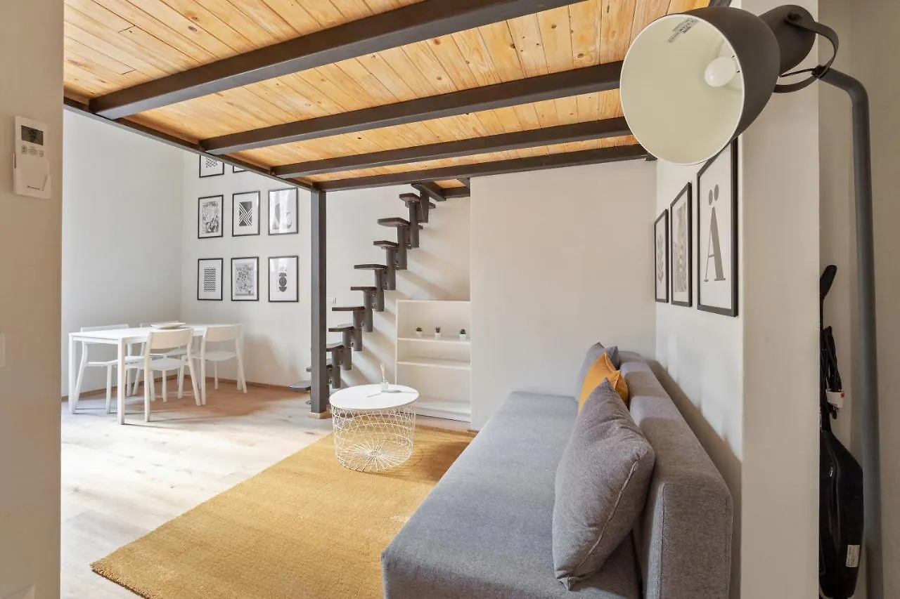 Porta Venezia Modern Loft - The Green Door Milan 0*,  Italy